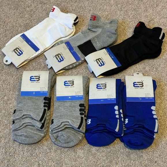 7 pairs Youth Sports Athletes Socks - Picture 3 of 5